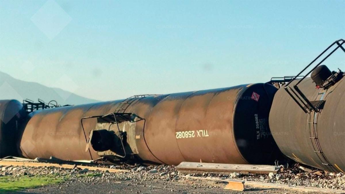 <![CDATA[Se descarrila tren con material inflamable en Yauhquemehcan y Apizaco]]>