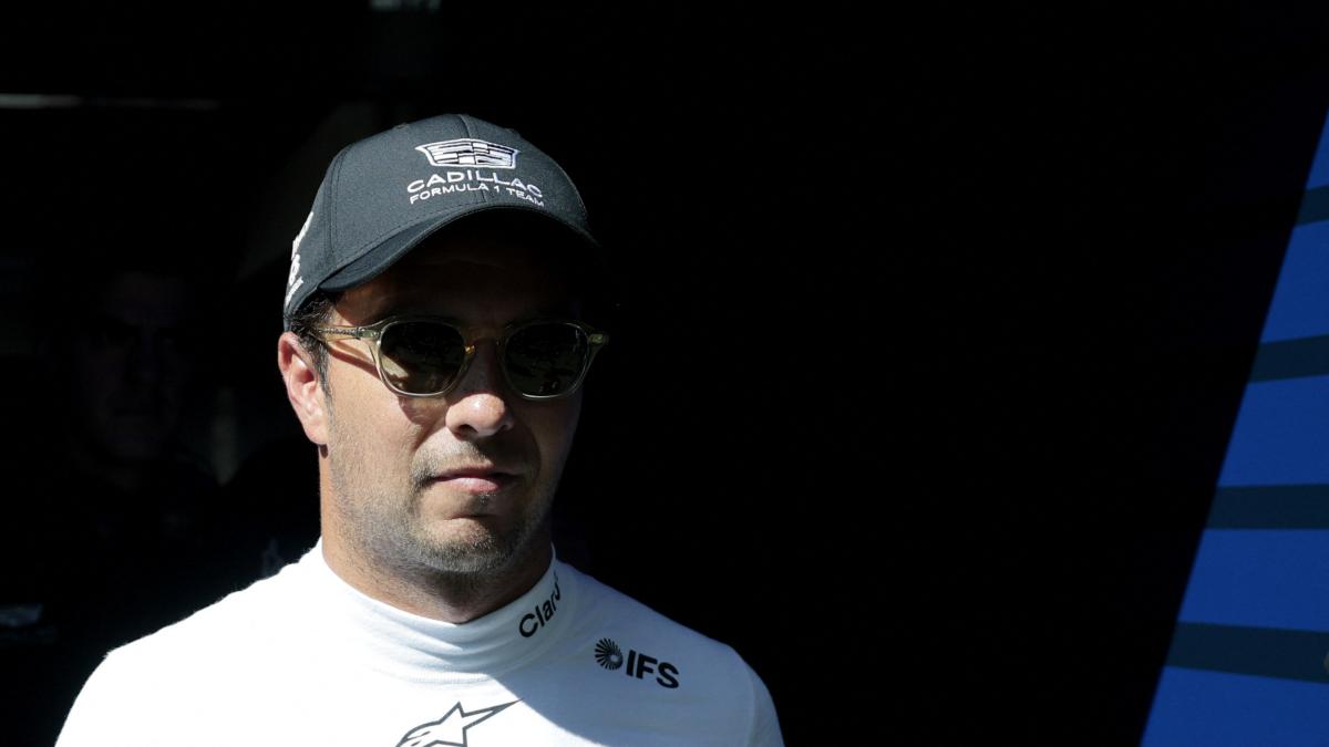 <![CDATA[Checo Pérez dice estar feliz en Cadillac alrededor de los rumores de salida]]>