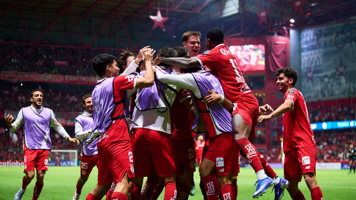 <![CDATA[Final mexicana en Concacaf: Toluca enfrentará a Tigres tras golear al LAFC en el Nemesio Diez]]>