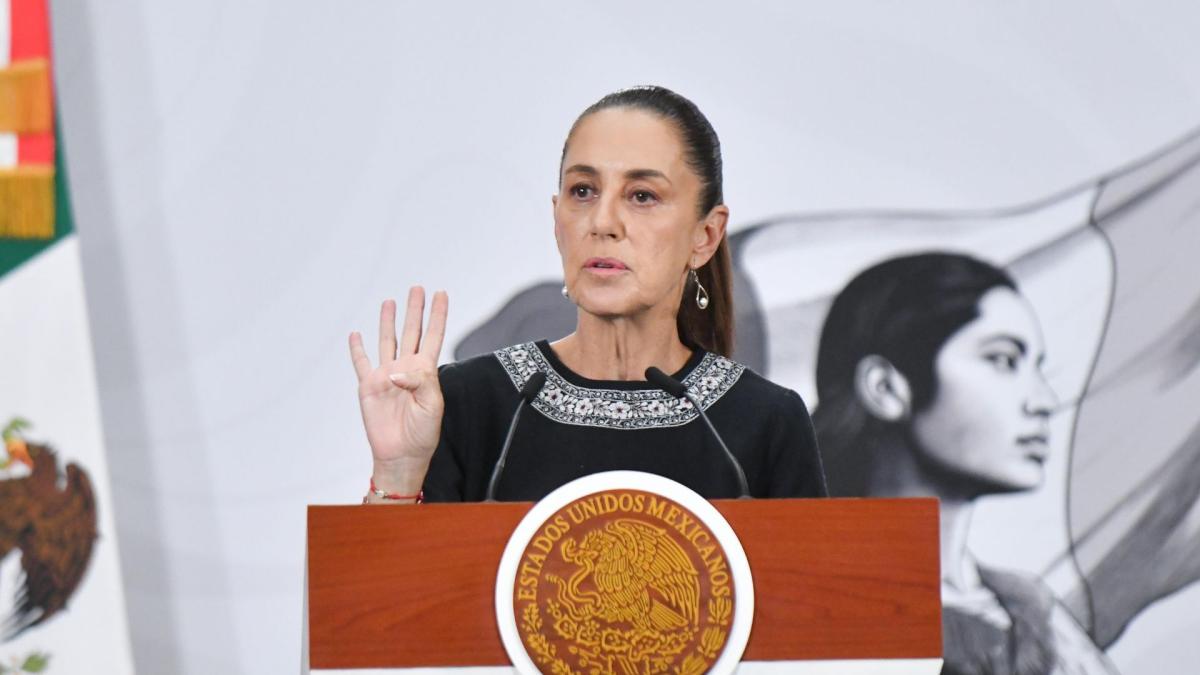 <![CDATA[Sheinbaum asegura que gobierno de Chihuahua colaboró con EU fuera de la Constitución]]>