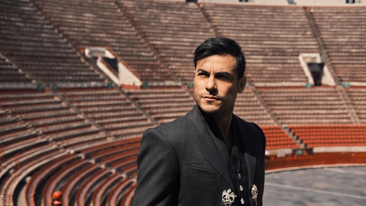 <![CDATA[Carlos Rivera en Plaza de Toros la México: setlist, cómo llegar y qué saber del concierto]]>