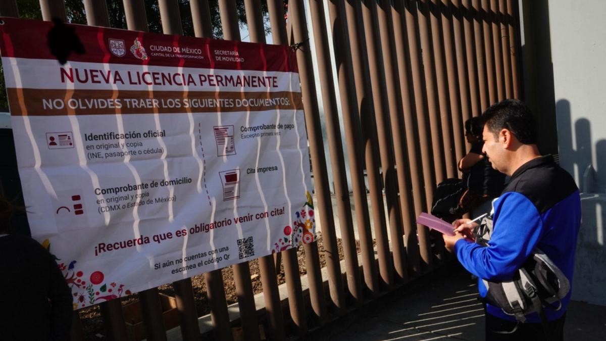 <![CDATA[Semovi habilita módulos para realizar trámites vehiculares en sábado]]>