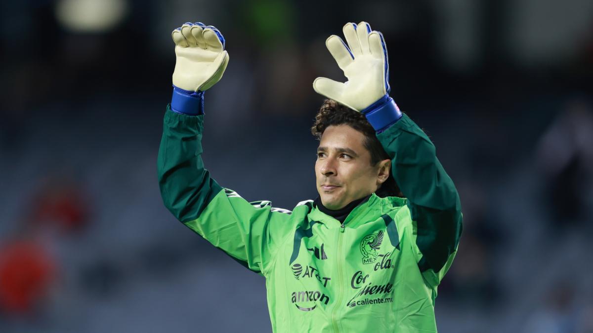 <![CDATA[Ochoa podrá celebrar a su mamá el 10 de mayo, pues reportará con el Tri un día después]]>