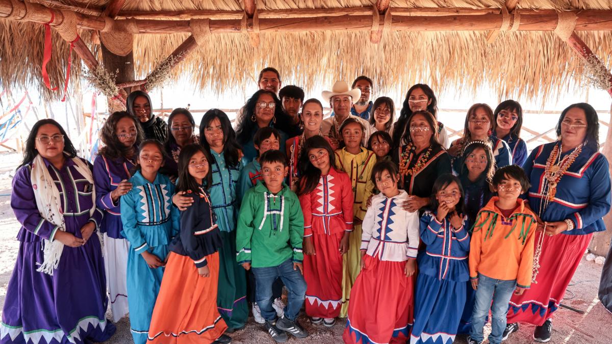<![CDATA[Reciben a presidenta con ritual tradicional en Hermosillo, Sonora]]>