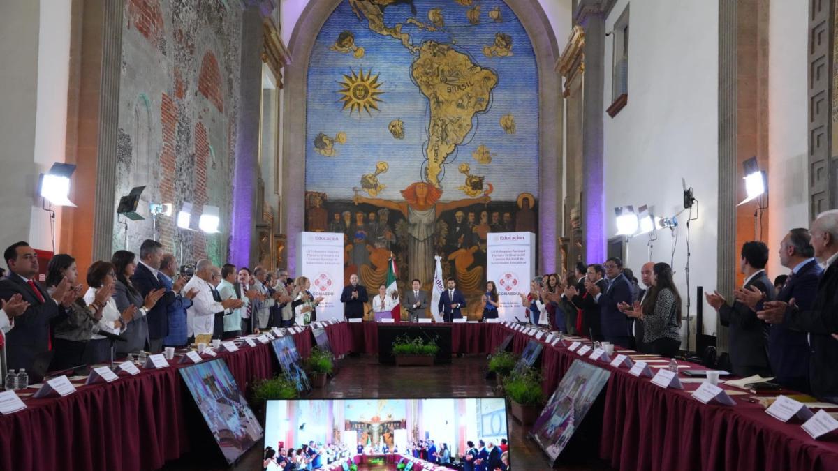 <![CDATA[CNDH solicita a SEP revisar recorte al calendario escolar ante afectaciones a las familias]]>