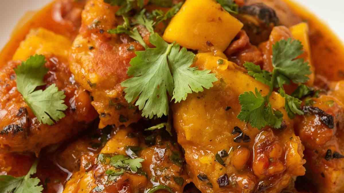 <![CDATA[Pollo en salsa de mango y habanero: el sabor tropical mexicano en tu mesa]]>