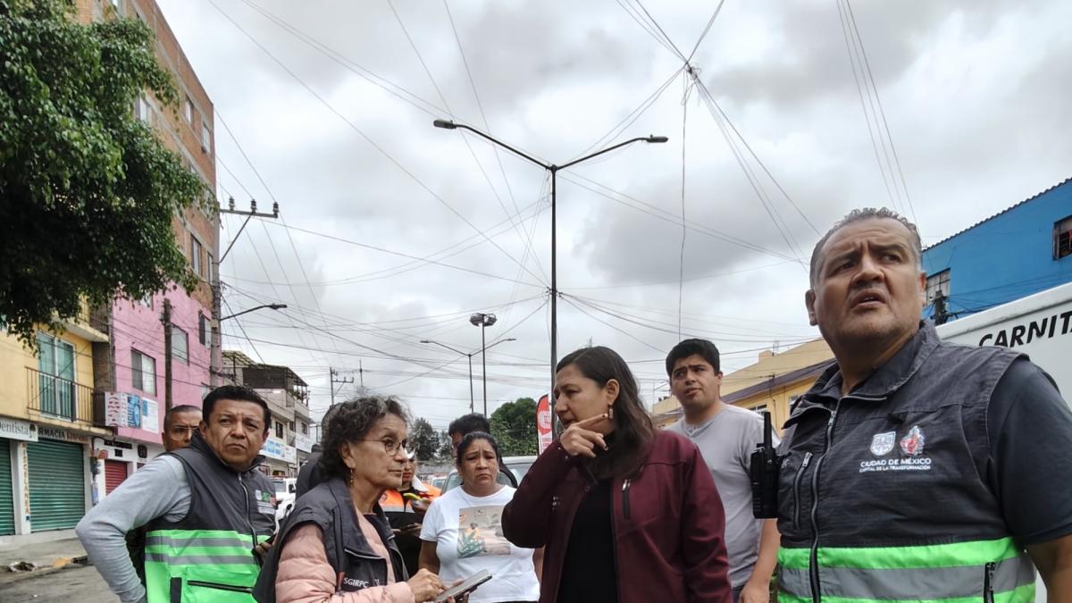 <![CDATA[Apoyan a afectados tras torrenciales lluvias en Azcapotzalco, CDMX]]>
