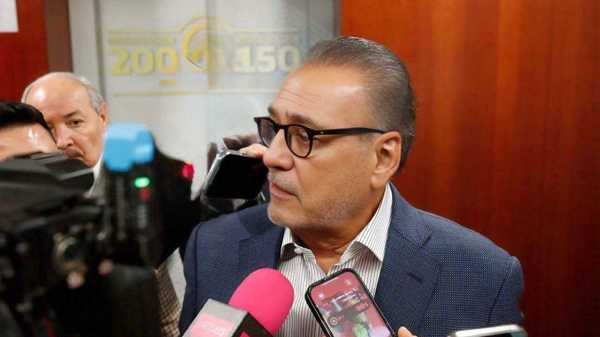 <![CDATA[La alternativa para México es firmar un tratado bilateral con EU: Beltrones]]>