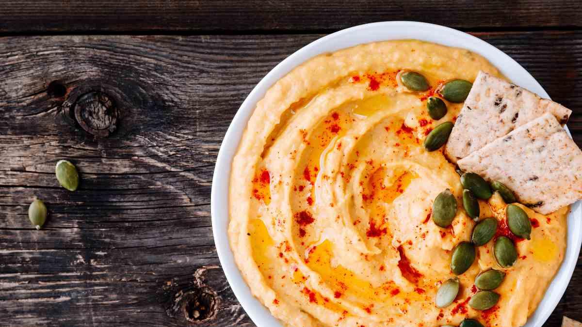 <![CDATA[Cómo hacer hummus alto en proteína: el snack perfecto para después del gym]]>