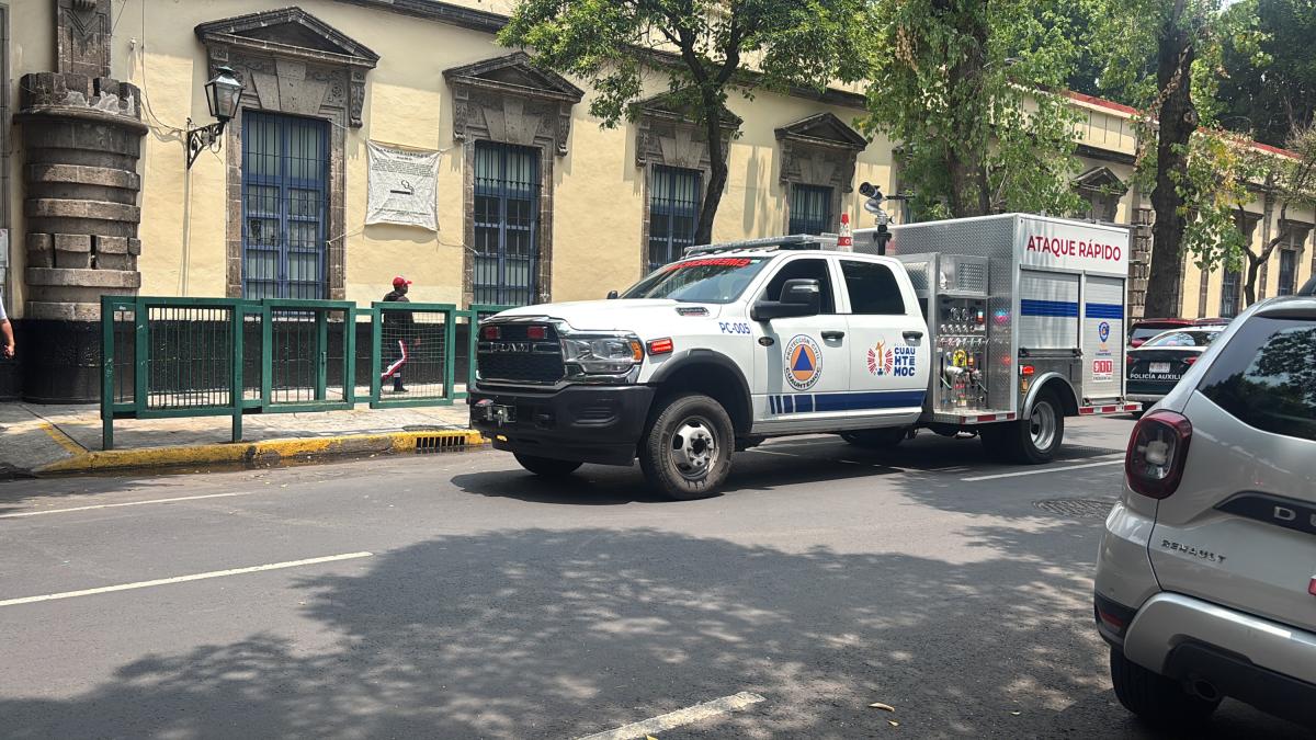 <![CDATA[Fuga de gas provoca el desalojo de alumnos de secundaria en CDMX]]>
