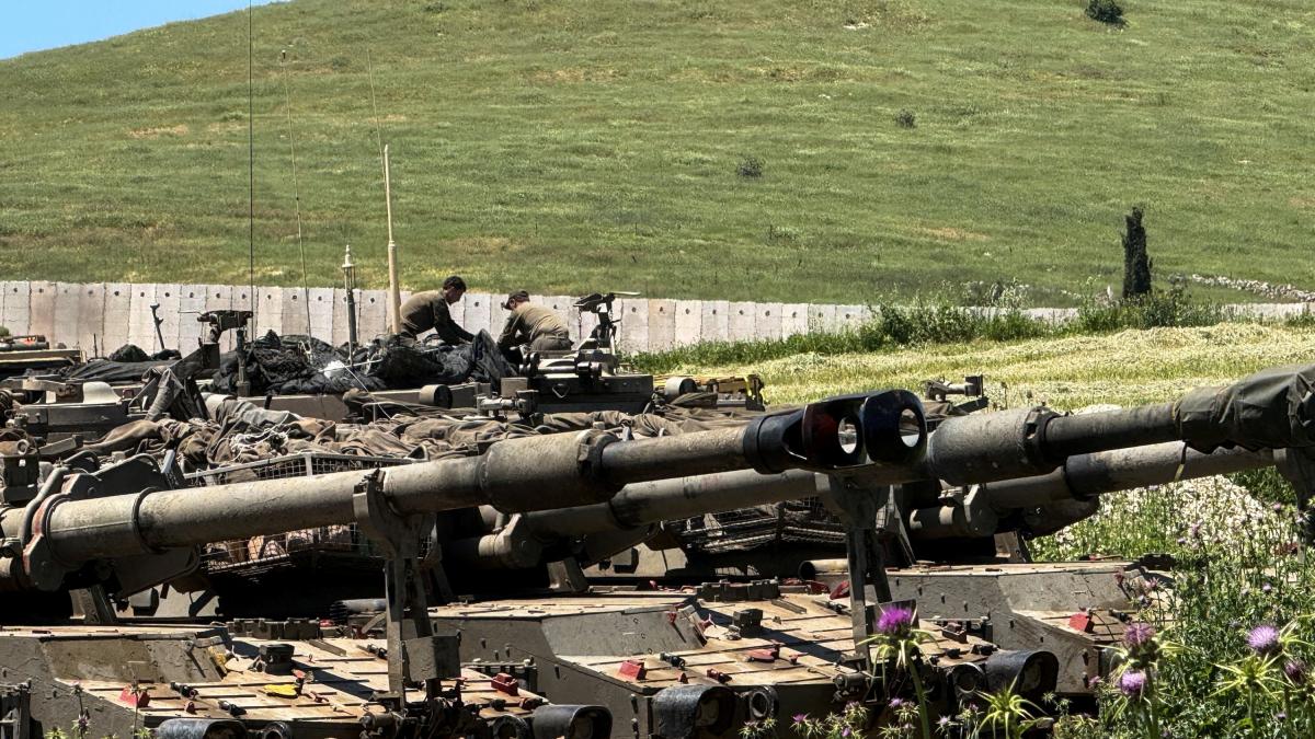 <![CDATA[Israel intensifica ataques en Gaza; se estanca el plan de paz de Trump]]>