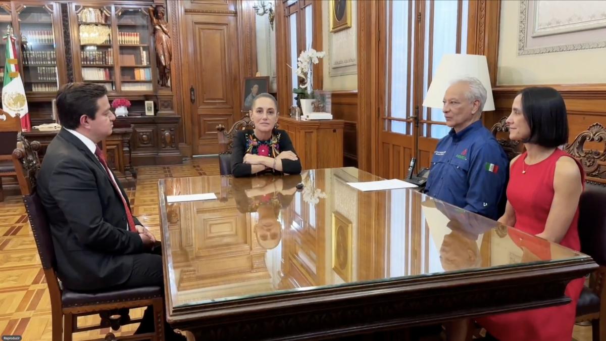 <![CDATA[Juan Carlos Carpio es el nuevo director de Pemex; Víctor Rodríguez deja el cargo tras año y medio]]>
