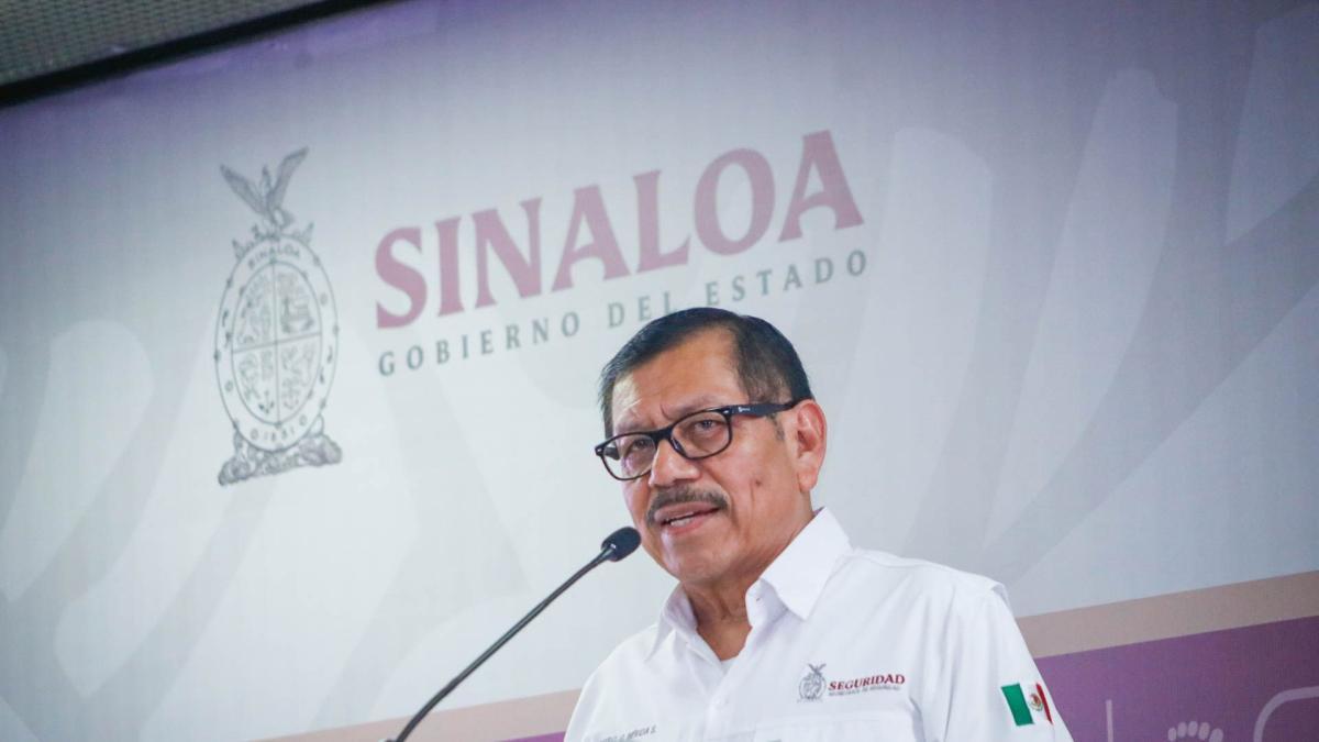 <![CDATA[Estados Unidos acusará de terrorismo a narcopolíticos, pero no a capos de la droga]]>