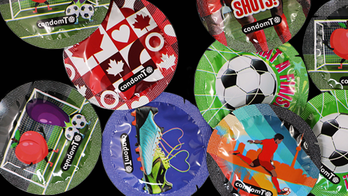 <![CDATA[¡Goles sí, contagios no! Toronto repartirá condones con temática del Mundial de la FIFA]]>