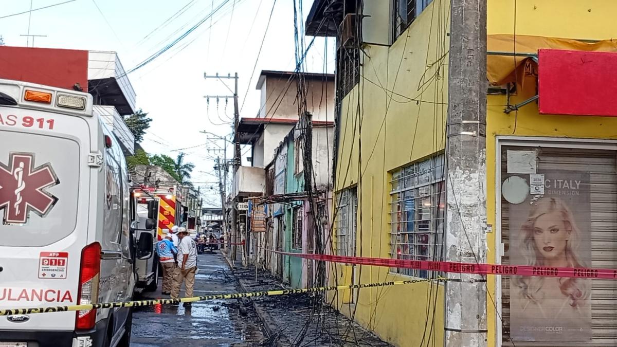 <![CDATA[Incendio arrasa con locales y deja pérdidas millonarias en Tuxpan]]>