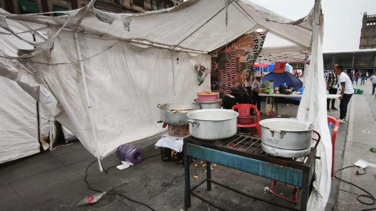 <![CDATA[Flamazo en carpa de manifestantes deja tres lesionados en el Zócalo]]>
