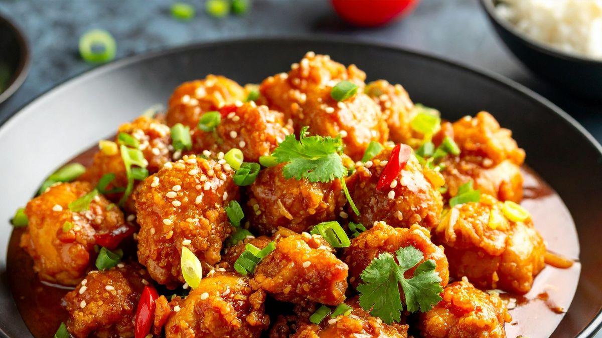 <![CDATA[Delicioso pollo a la naranja al estilo de los restaurantes chinos]]>