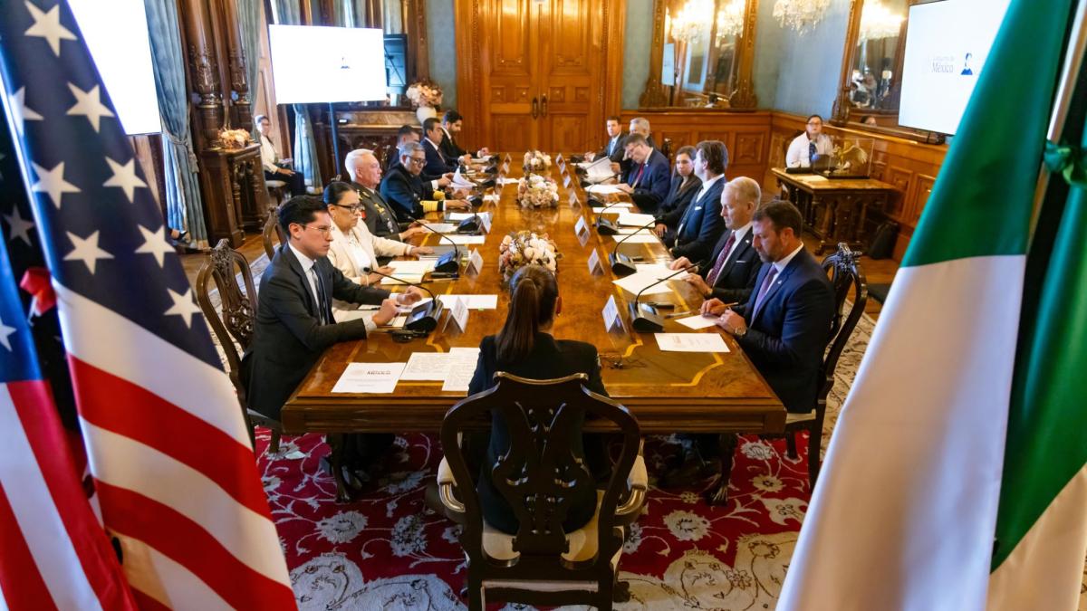 <![CDATA[México y Estados Unidos acuerdan seguridad, bajo el principio de 