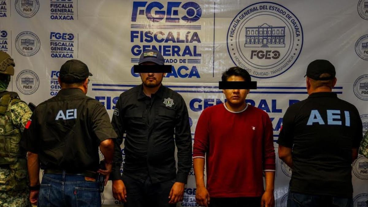 <![CDATA[Detienen a director de Policía Vial en Oaxaca por venta ilegal de arma de fuego]]>