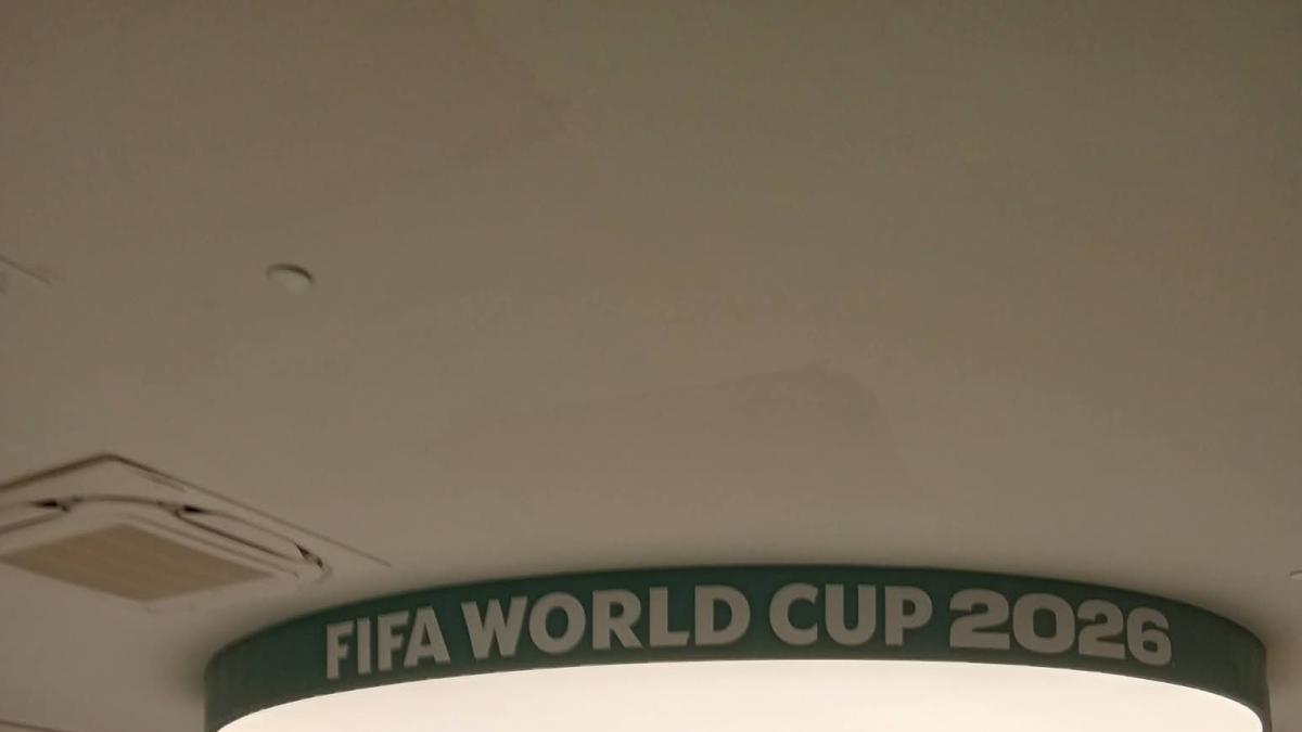 <![CDATA[El Mundial 2026 ya invade el Estadio Ciudad de México con branding FIFA en vestidores y túneles]]>