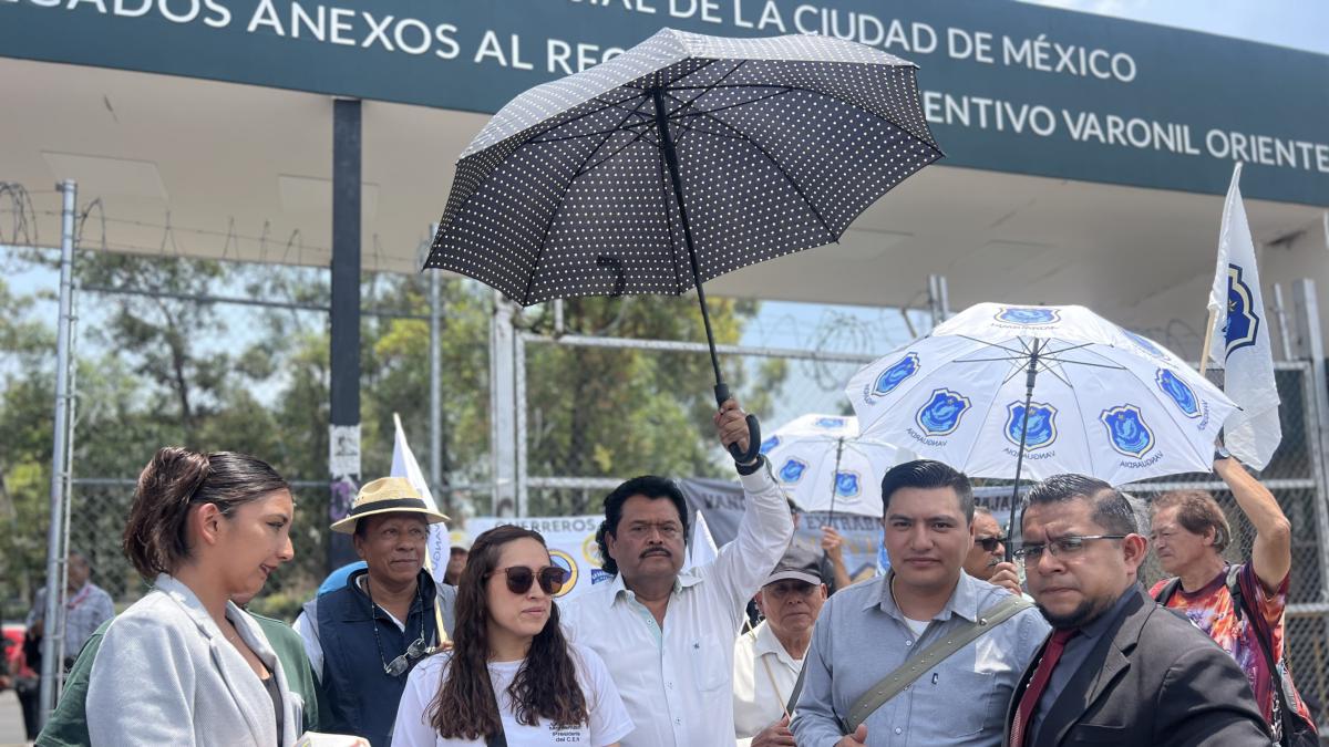<![CDATA[Ordenan reincorporar a policía que abatió a asaltante en Iztapalapa]]>