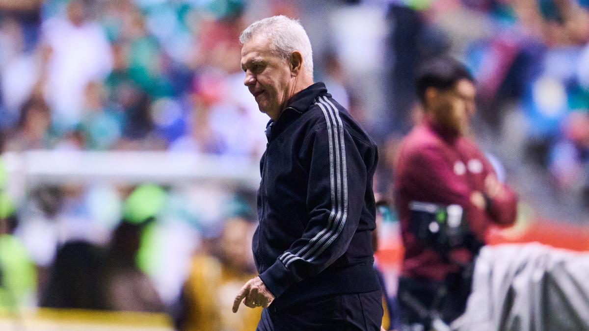 <![CDATA[Javier Aguirre confirma seis bajas de la Selección Mexicana]]>