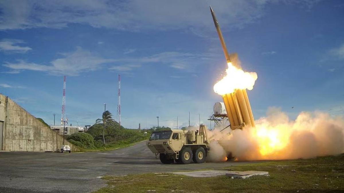 <![CDATA[EU vacía su arsenal de antimisiles para proteger a Israel frente a Irán]]>