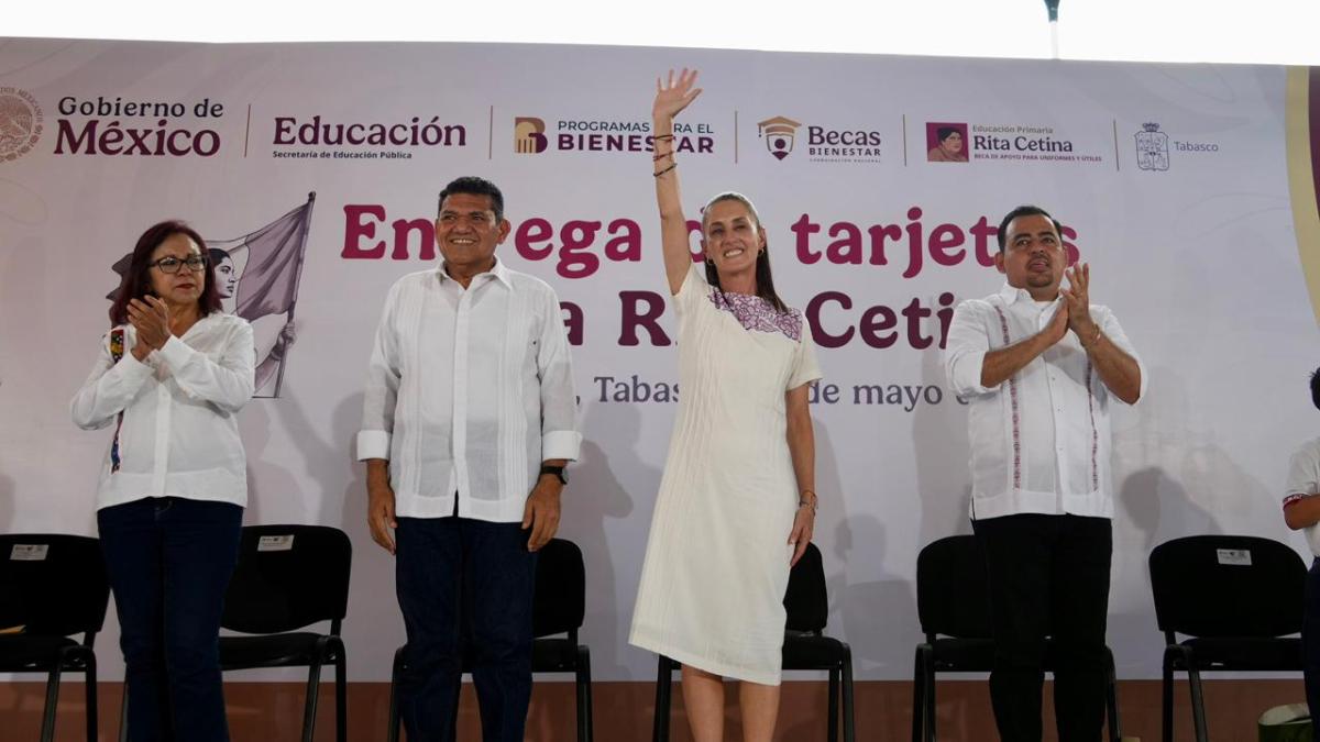 <![CDATA[Claudia Sheinbaum entrega tarjetas de la Beca Rita Cetina en Cunduacán, Tabasco]]>