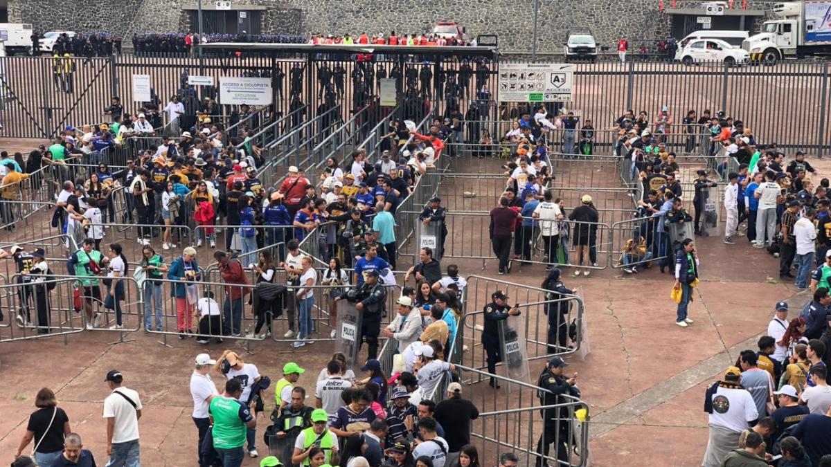 <![CDATA[¡A 4 horas del inicio! Afición de Pumas abarrota accesos para Final ante Cruz Azul]]>