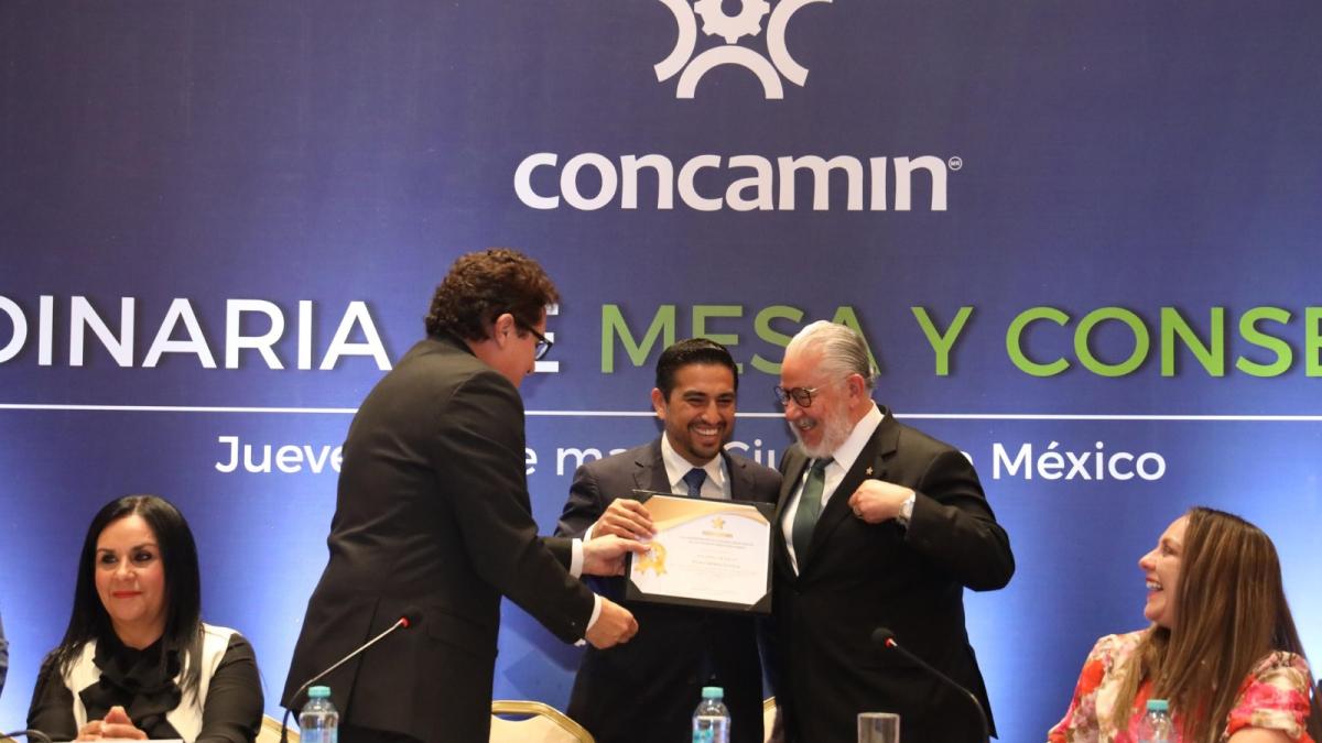 <![CDATA[CONCAMIN reconoce a actores clave del desarrollo industrial de México]]>