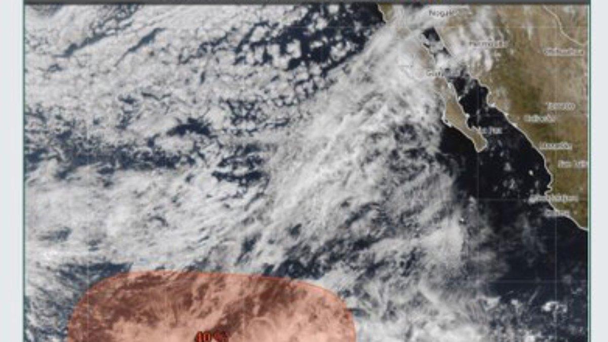 <![CDATA[Se forma zona de baja presión en el Pacífico mexicano: ¿El primer huracán del año?]]>