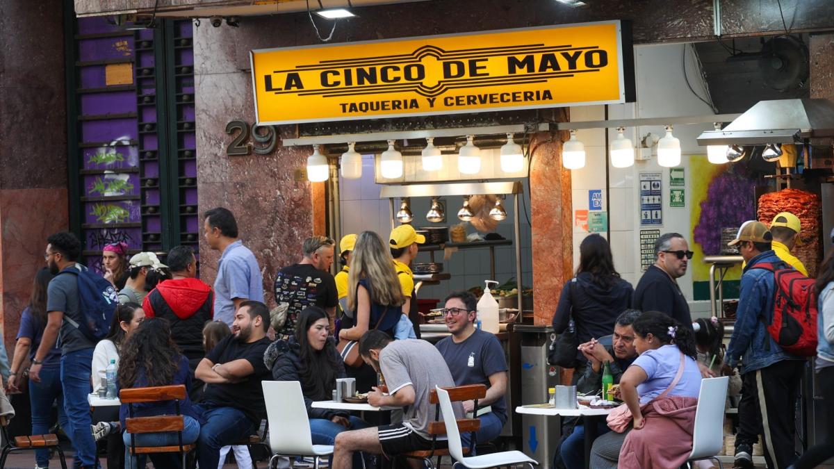 <![CDATA[Bares y restaurantes podrán ampliar aforo y superficies durante Mundial]]>