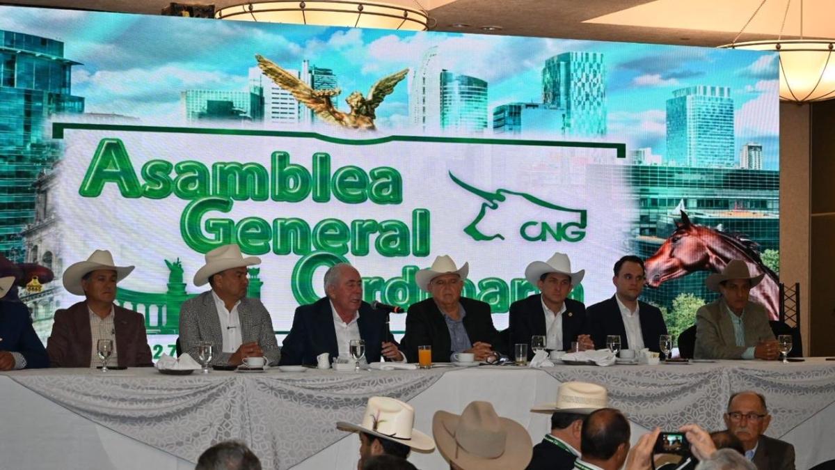 <![CDATA[Ganaderos y gobierno acuerdan agenda estratégica; gusano barrenador, una prioridad]]>