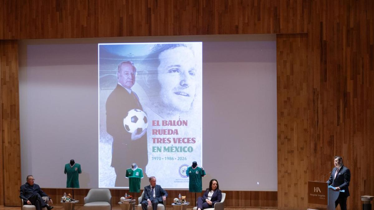 <![CDATA[José Ramón Fernández vive emotiva presentación del libro “El balón rueda tres veces en México”]]>