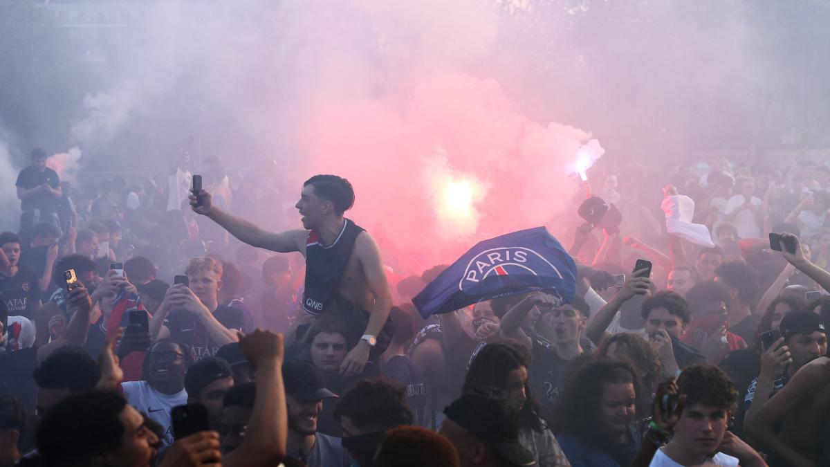 <![CDATA[¡Locura en París! El festejo del PSG bicampeón de Champions desata graves disturbios]]>