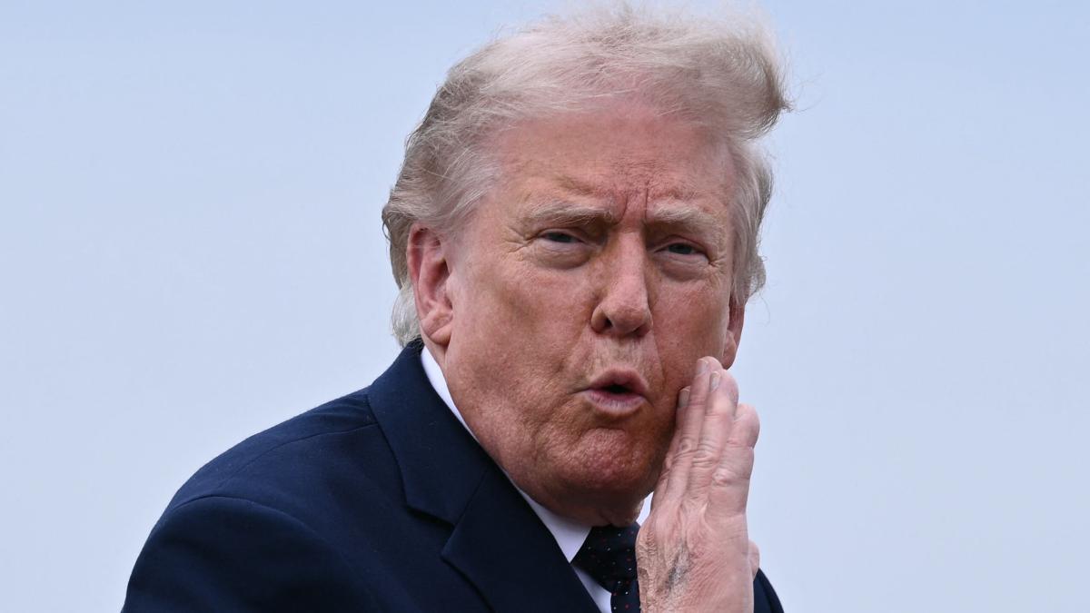 <![CDATA[Trump pide cancelar conciertos del aniversario de Estados Unidos tras salida de artistas]]>