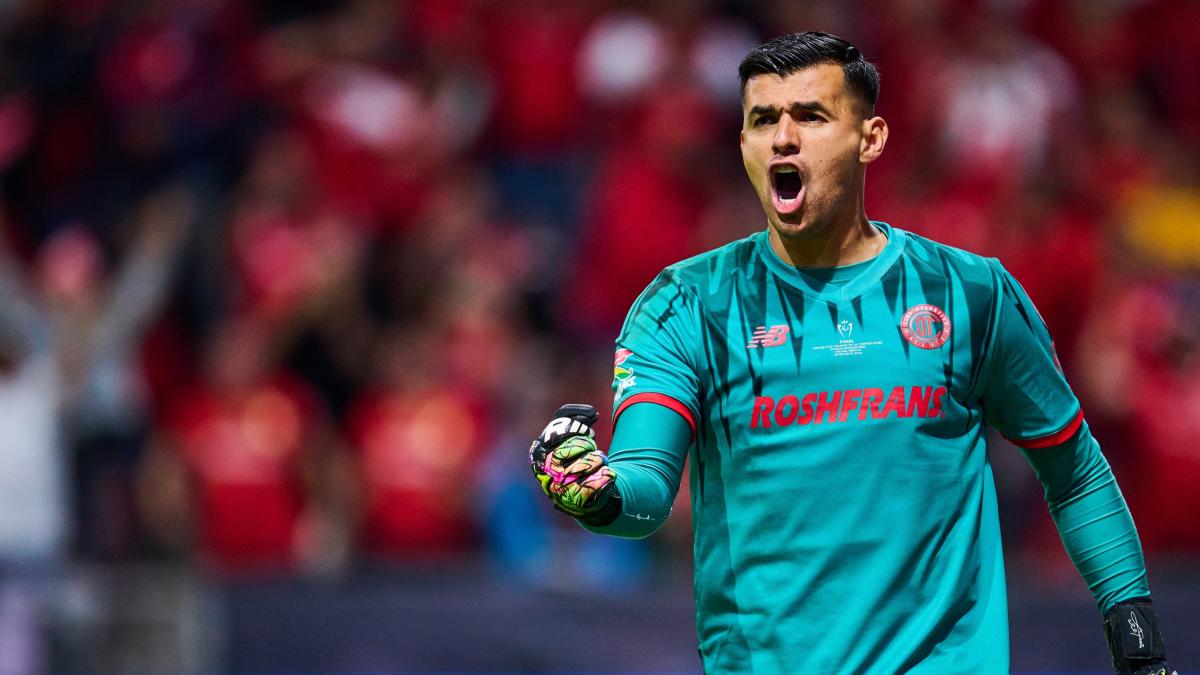 <![CDATA[Luis García vuelve a ser la figura de un título de Toluca]]>