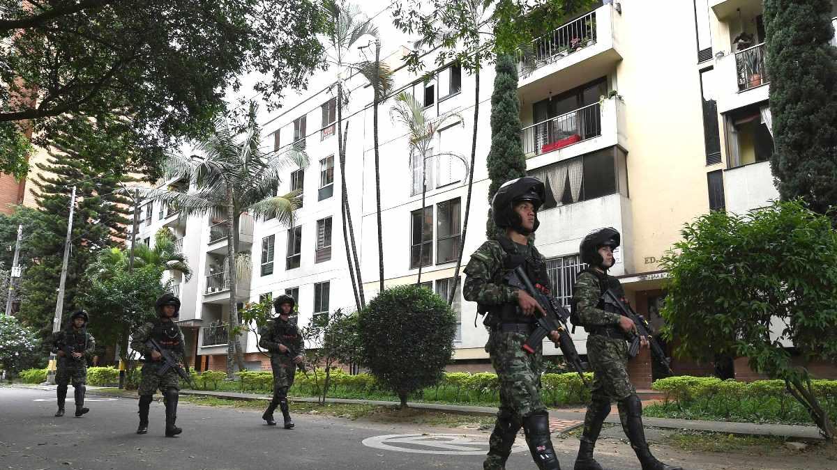 <![CDATA[Ola de violencia mancha primera vuelta de comicios en Colombia]]>