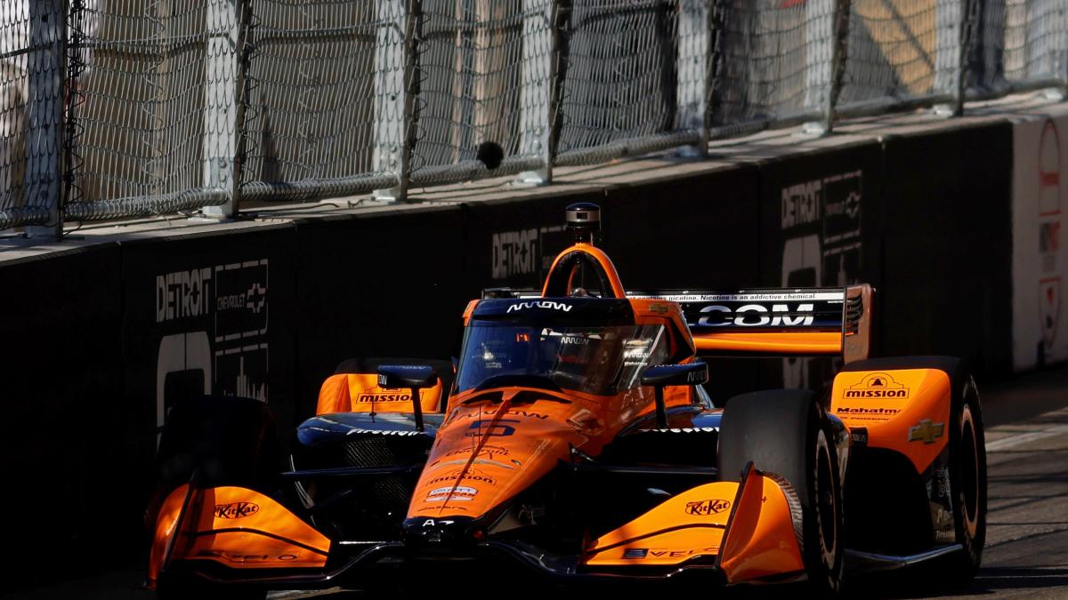 <![CDATA[Pato O'Ward consigue un nuevo cuarto lugar en IndyCar, ahora en Detroit]]>