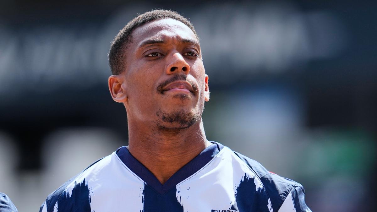 <![CDATA[¡Fracaso! Anthony Martial deja Rayados, Matías Almeyda lo confirma]]>