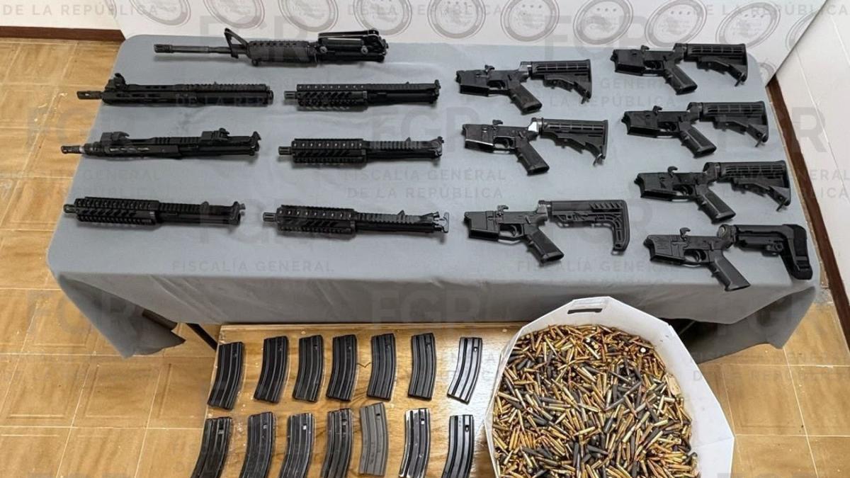 <![CDATA[Detienen a hombre con arsenal en Nuevo León; llevaba 7 armas y tres mil cartuchos]]>