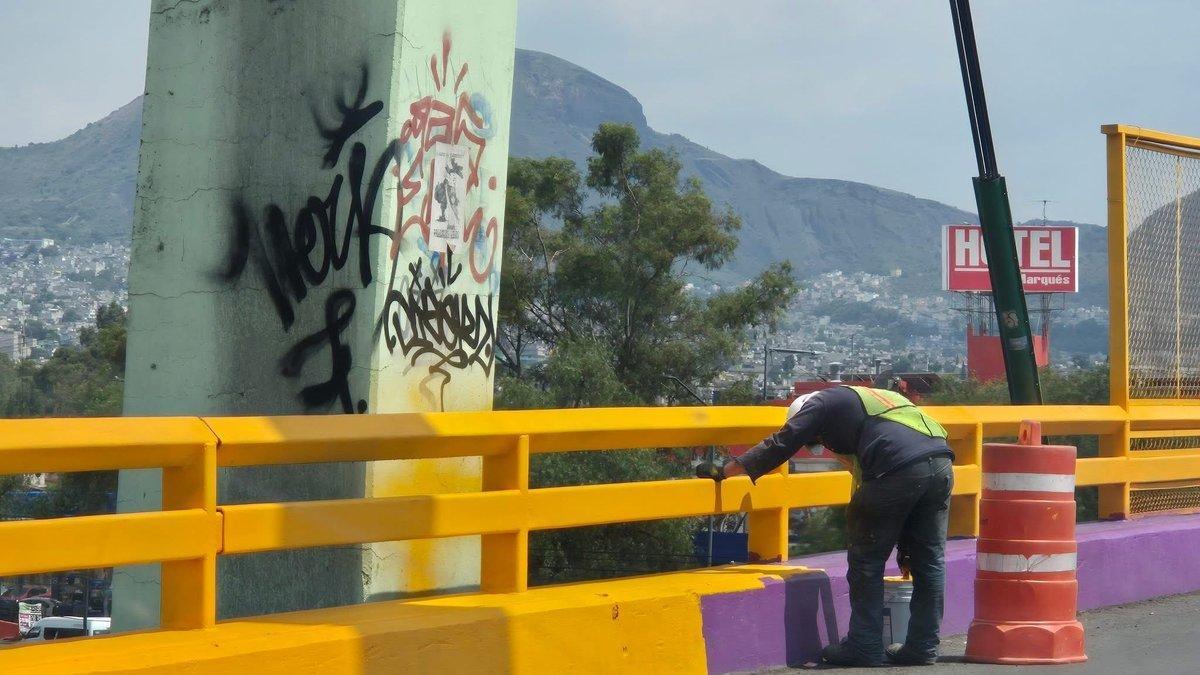 <![CDATA[Despintan el morado y regresan el amarillo a vialidades; culpan a contratistas]]>