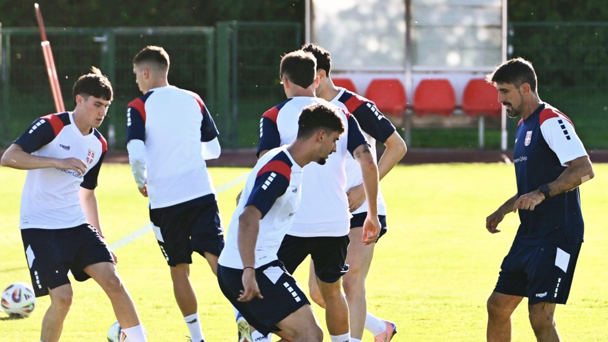 <![CDATA[Veljko Paunović desmenuza a la Selección Mexicana; confiesa fijación por Brian Gutiérrez]]>