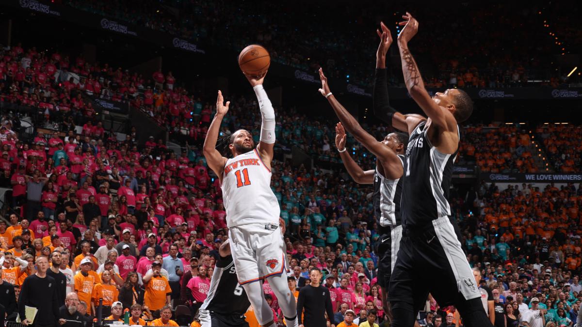 <![CDATA[Se quisieron burlar de ellos con música de caricatura; los Knicks respondieron con un sonoro triunfo]]>