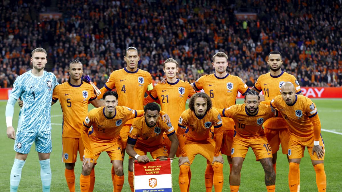 <![CDATA[Selección de Países Bajos: historia y datos de quienes cambiaron el futbol para siempre]]>