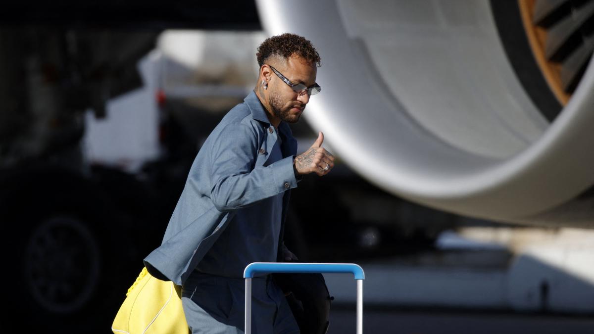 <![CDATA[Mundial 2026: Brasil viaja con una silla vacía: Neymar deja la concentración y prende las alarmas]]>