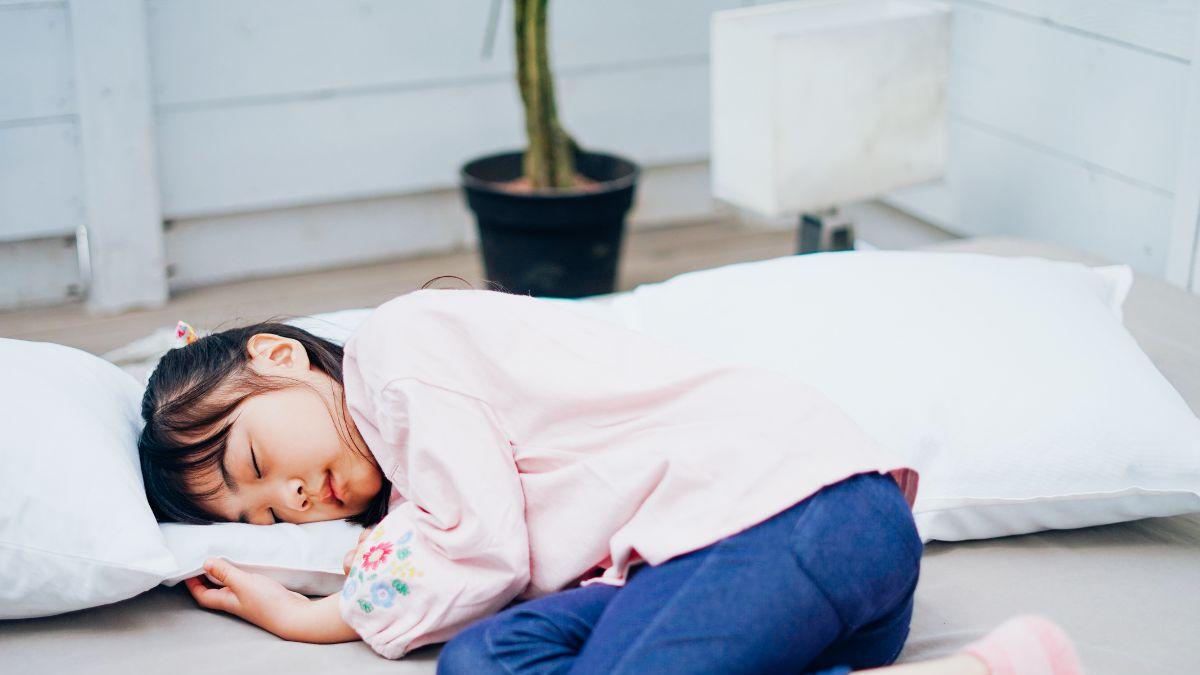 <![CDATA[¿Tu hijo se pasa a tu cama durante la noche? Así puedes ayudarlo a dormir solo]]>