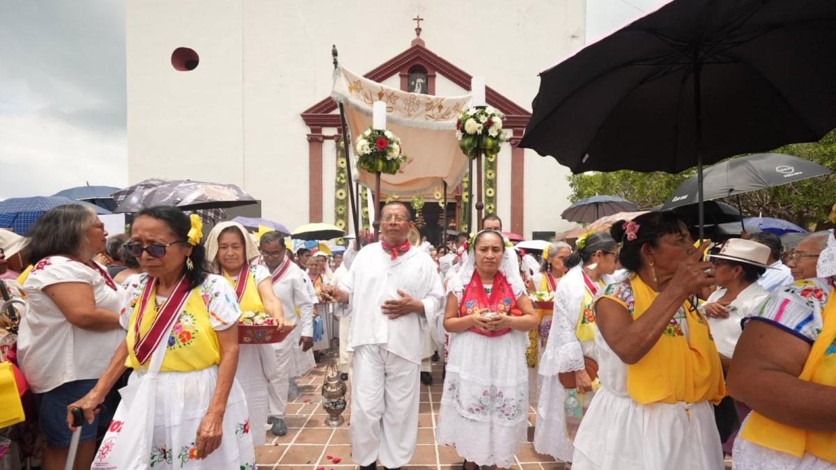 <![CDATA[El pacto sagrado de Papantla: entre danzas totonacas y rezos por la paz en Corpus Christi]]>