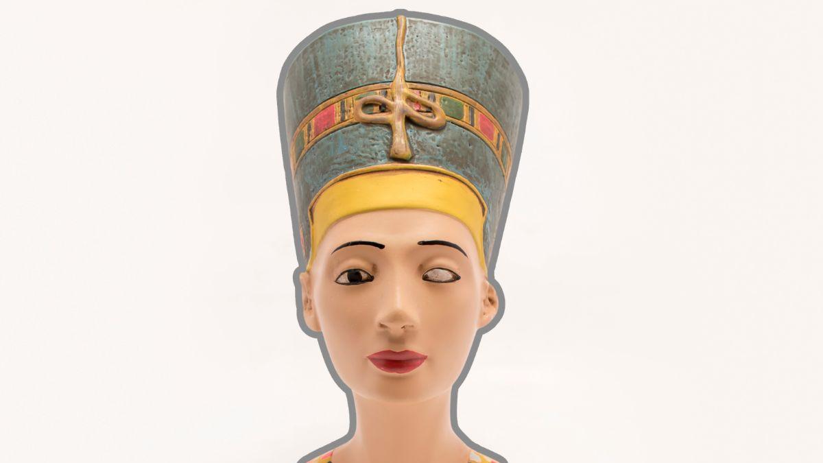 <![CDATA[Lo que NUNCA te contaron sobre Nefertiti, la mujer más bella de Egipto]]>