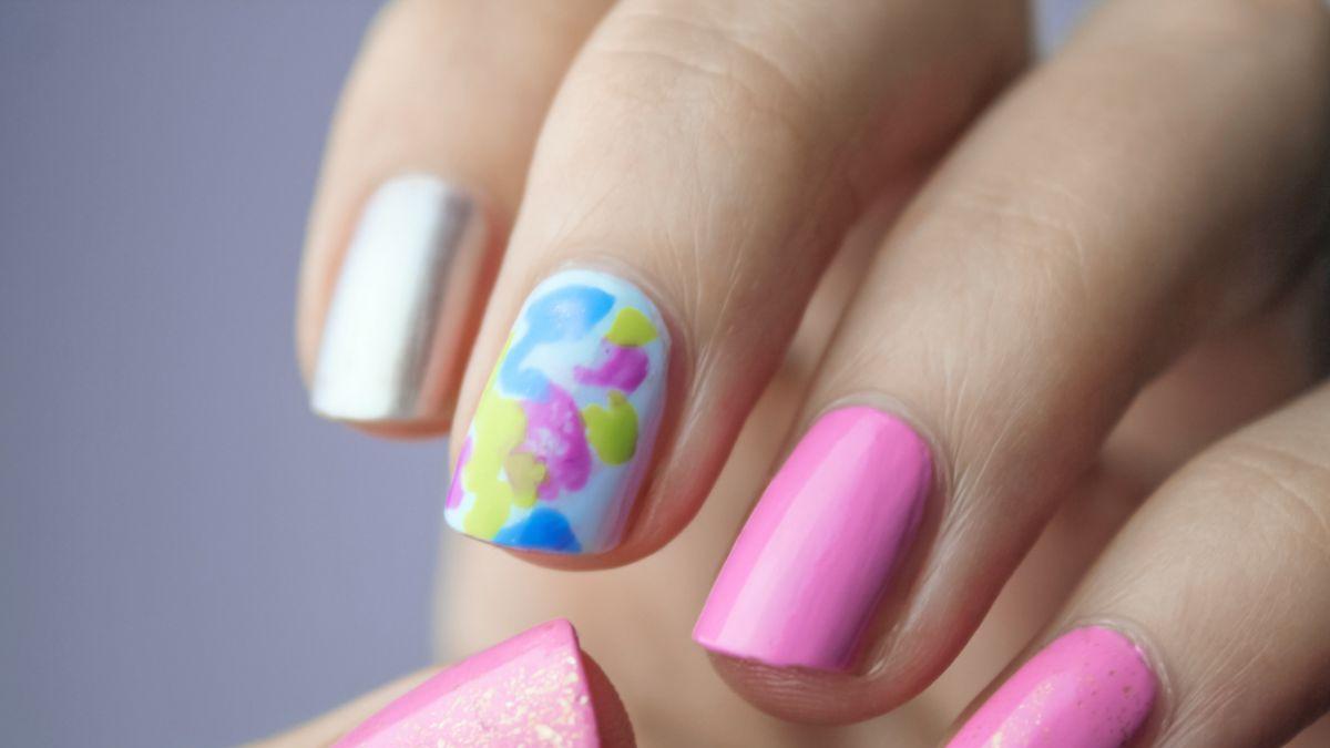 <![CDATA[Tonos de uñas para pieles apiñonadas perfectos, ELEGANTES y exquisitos]]>